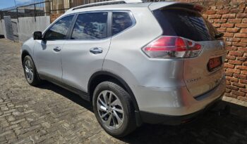 (1300) 2015 NISSAN X-TRAIL 2.5 SE 4X4 CVT FOR SALE IN RUSTENBURG full