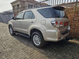 (1301) 2013 TOYOTA FORTUNER 2.5 D-4D A/T FOR SALE IN RUSTENBURG