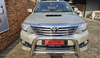 (1301) 2013 TOYOTA FORTUNER 2.5 D-4D A/T FOR SALE IN RUSTENBURG full